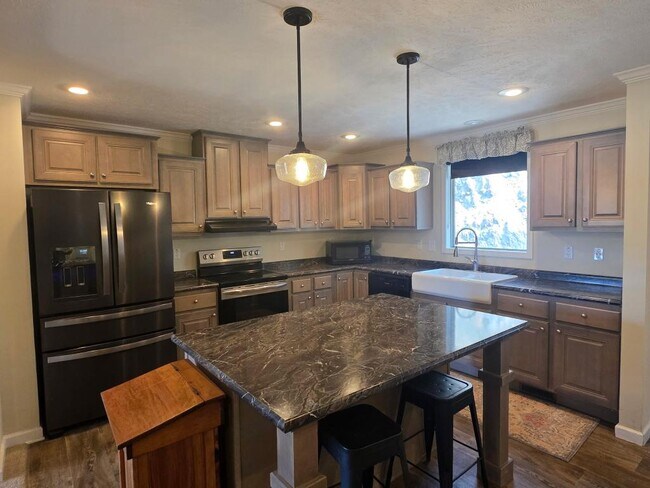 Building Photo - 107 Huckleberry Knob Ln