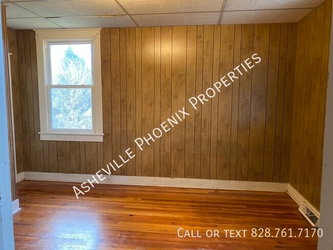 Building Photo - 13 Sayles Road, Unit A