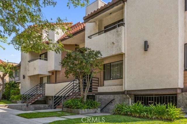 Foto principal - 1132 Elm Ave