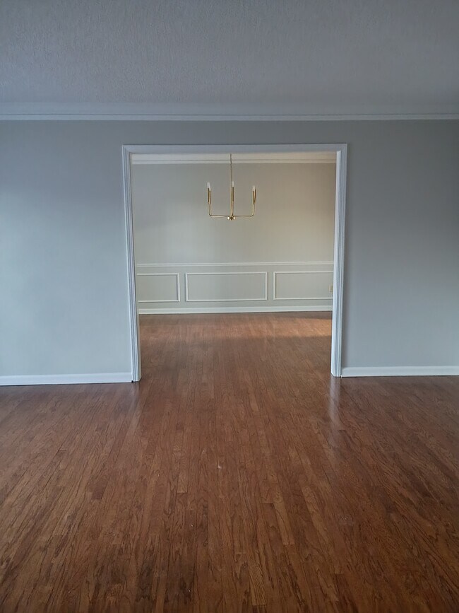 Building Photo - 1741 Magnolia Tree Rd