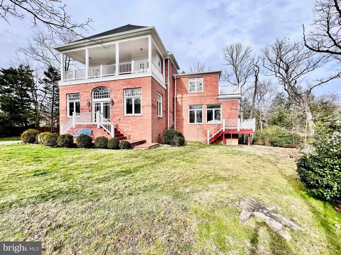 9319 Ludgate Dr, Alexandria, VA 22309 House Rental in Alexandria, VA