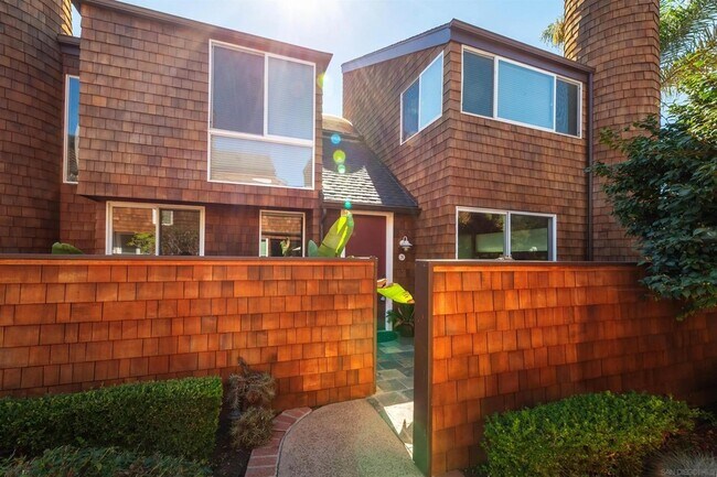 Building Photo - 325 S Sierra Ave