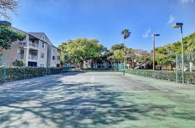 Building Photo - 1865 Palm Cove Blvd