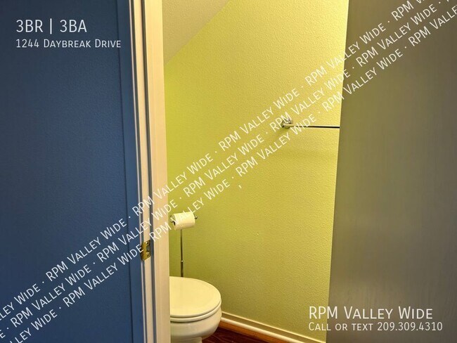 Building Photo - New on the market!