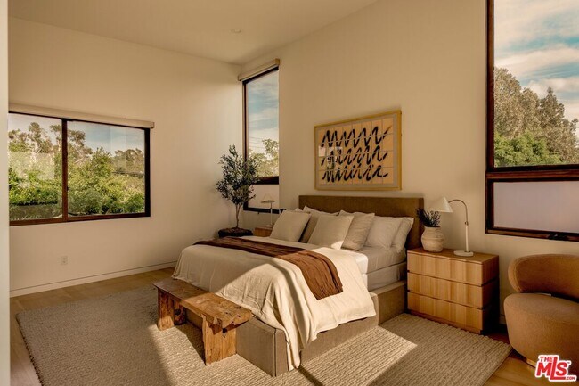 Foto del edificio - 3218 Maplewood Ave