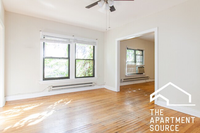 Foto del edificio - 732 W Roscoe St