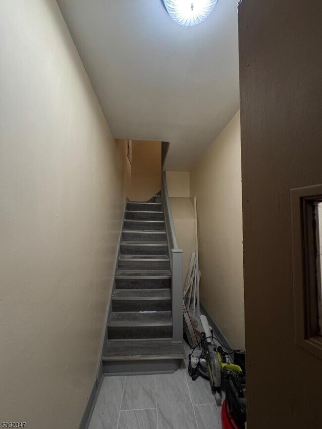 Foto del edificio - 388 E 9th Ave