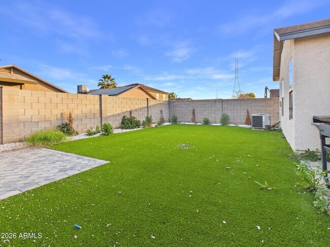 Foto del edificio - 11534 W Bloomfield Rd