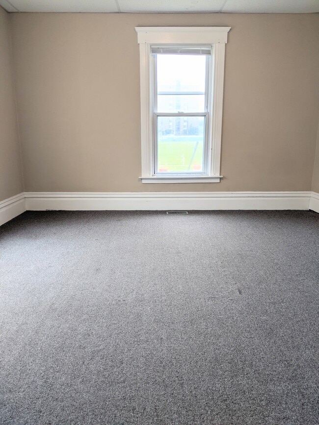 Unidad A - 501 N Walnut St