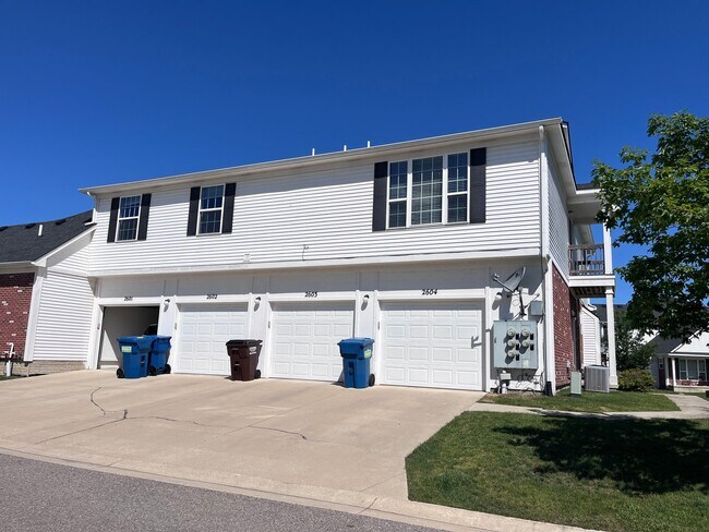 Foto del edificio - 2604 Riversedge Dr