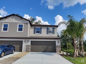 Building Photo - 23240 Willow Glen Way