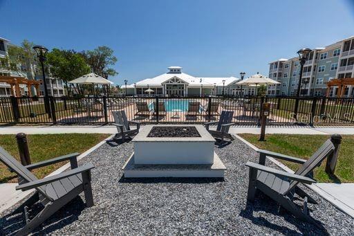 Foto del edificio - 5561 Post Oak Blvd