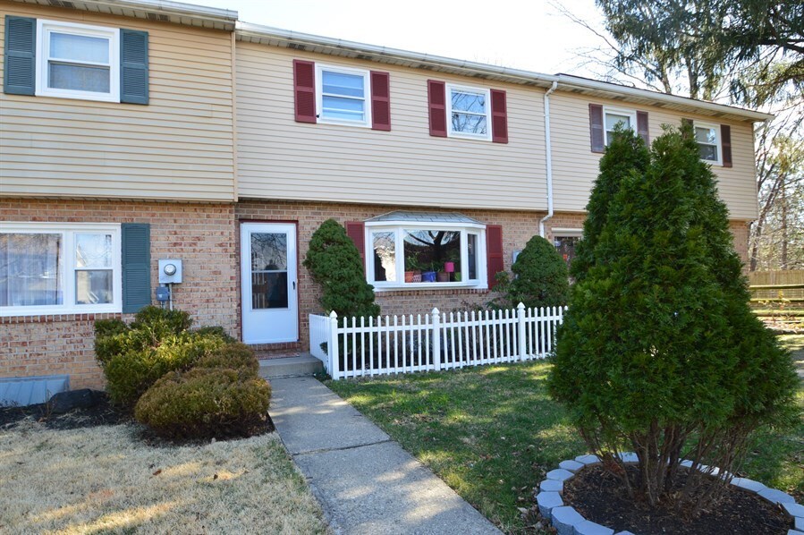 1351 N 21st St, Allentown, PA 18104 Townhome Rentals in Allentown PA