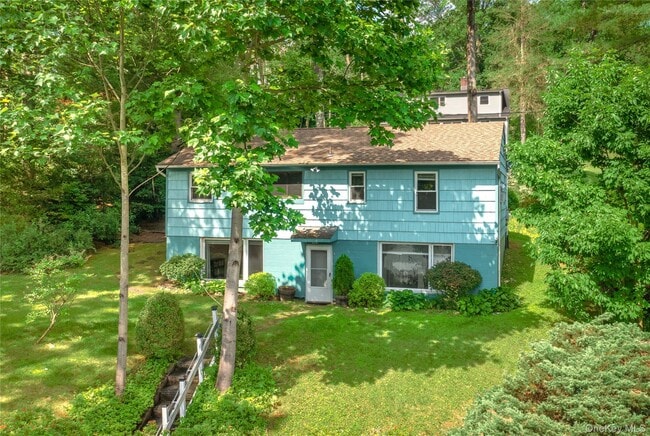 Building Photo - 24 Crescent Dr