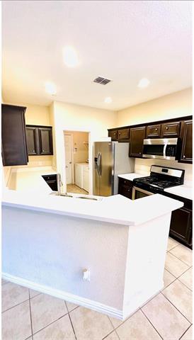 Foto del edificio - 8734 San Bernard St