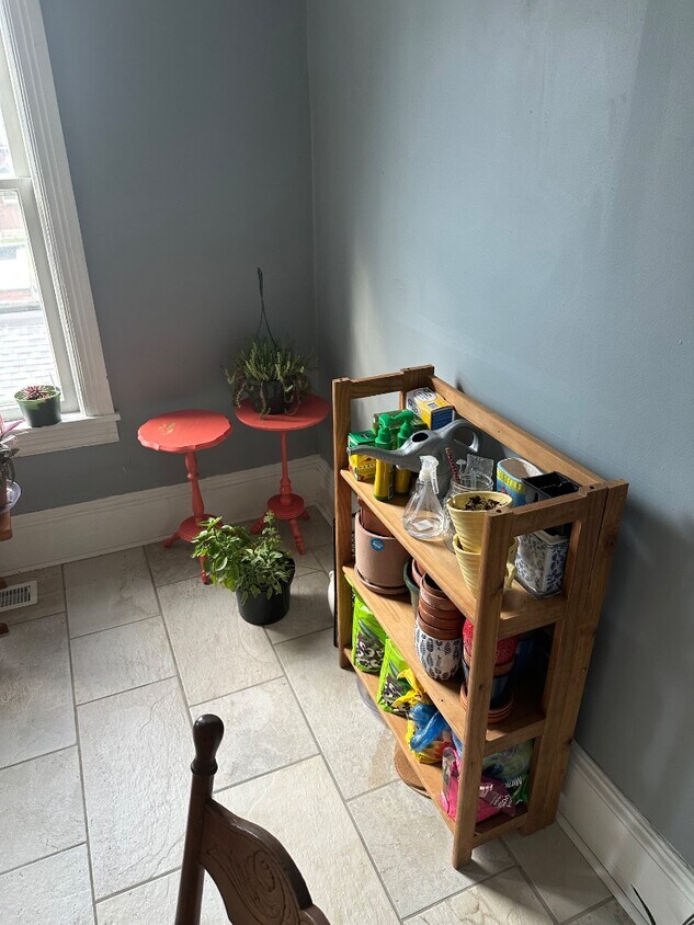 Foto principal - 6110 W Clinton Ave