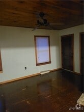 Building Photo - 267 Crestwood Ave
