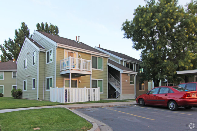 Building Photo - Country Crossing Apartments