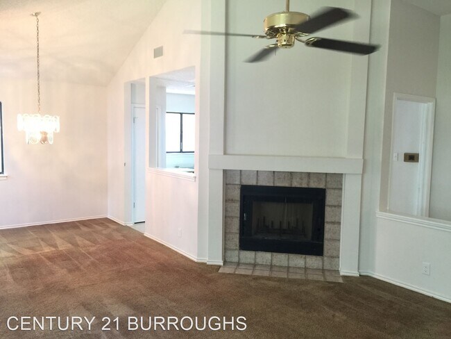 Foto del edificio - 3 br, 2 bath House - 6014 Spring Valley
