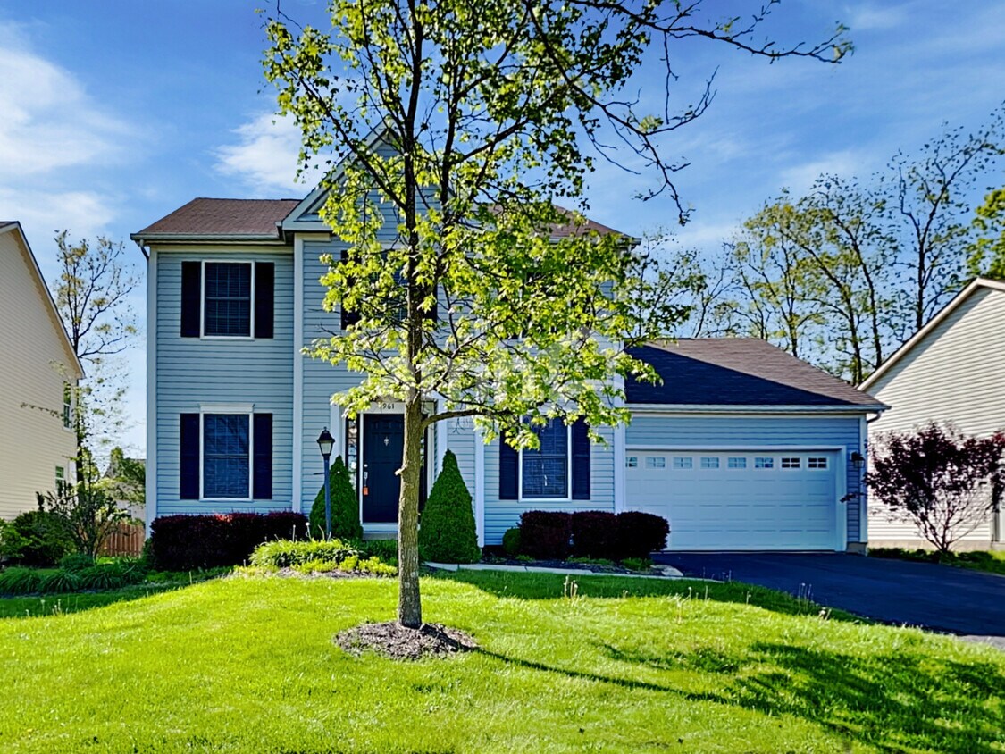 Foto principal - 1961 Creekview Dr