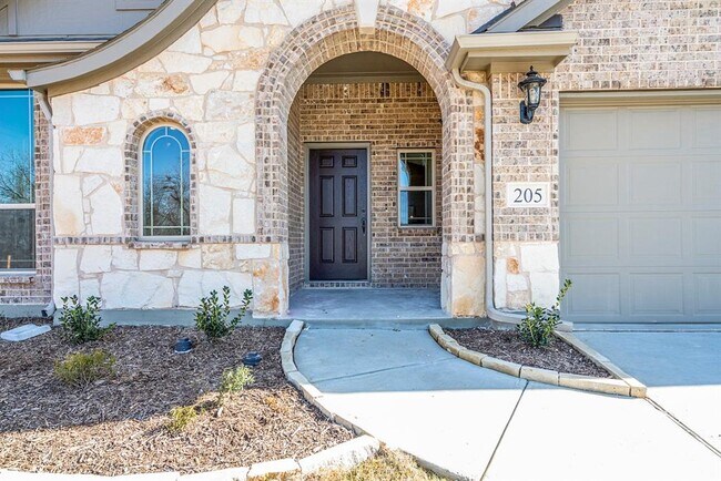 Building Photo - 205 Moss Cove Dr