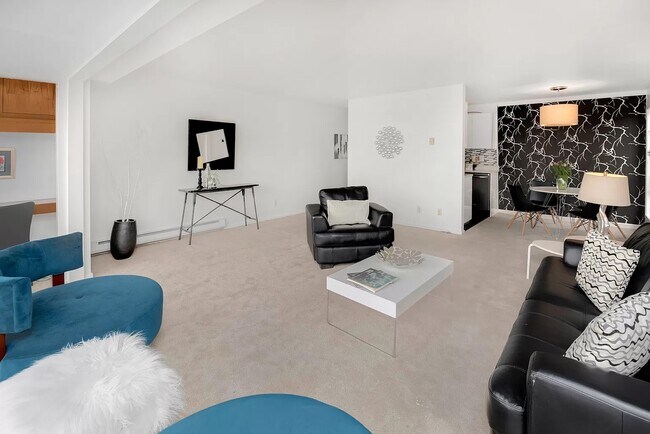 Foto del edificio - 320 Melrose Ave E