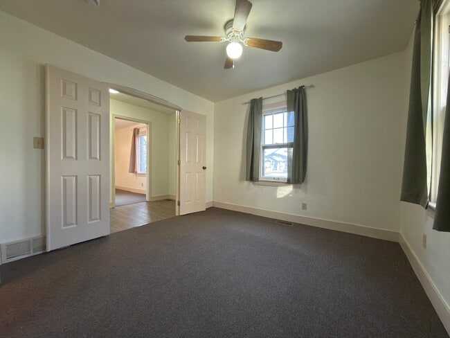 Building Photo - 320 E Indiana Ave