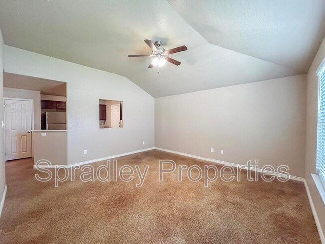 Building Photo - 1549 Kal Ct
