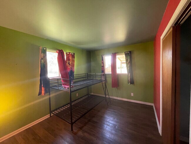 Foto del edificio - 1629 N Alton Ave