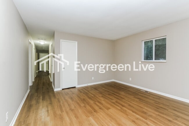 Foto del edificio - 9701 Ellis Ct