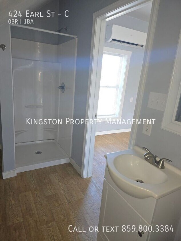 Building Photo - 424 Earl St