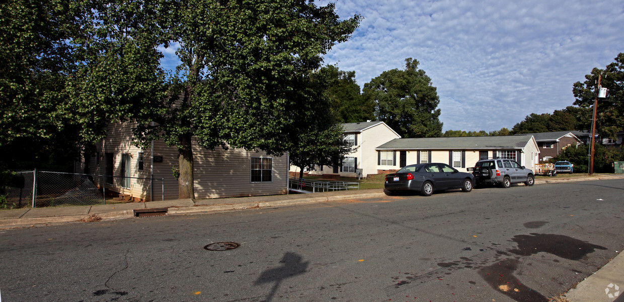 Building Photo - Westhaven Apartments