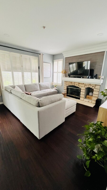 Foto del edificio - 86 Woodview Ct