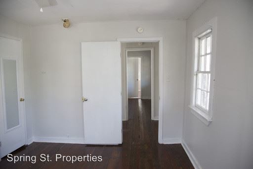 Building Photo - 47 Vanderhorst St