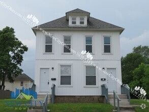 Building Photo - 189-191-191 N Central Ave