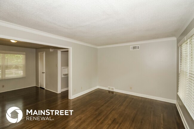 Foto del edificio - 4570 E Dearing Rd