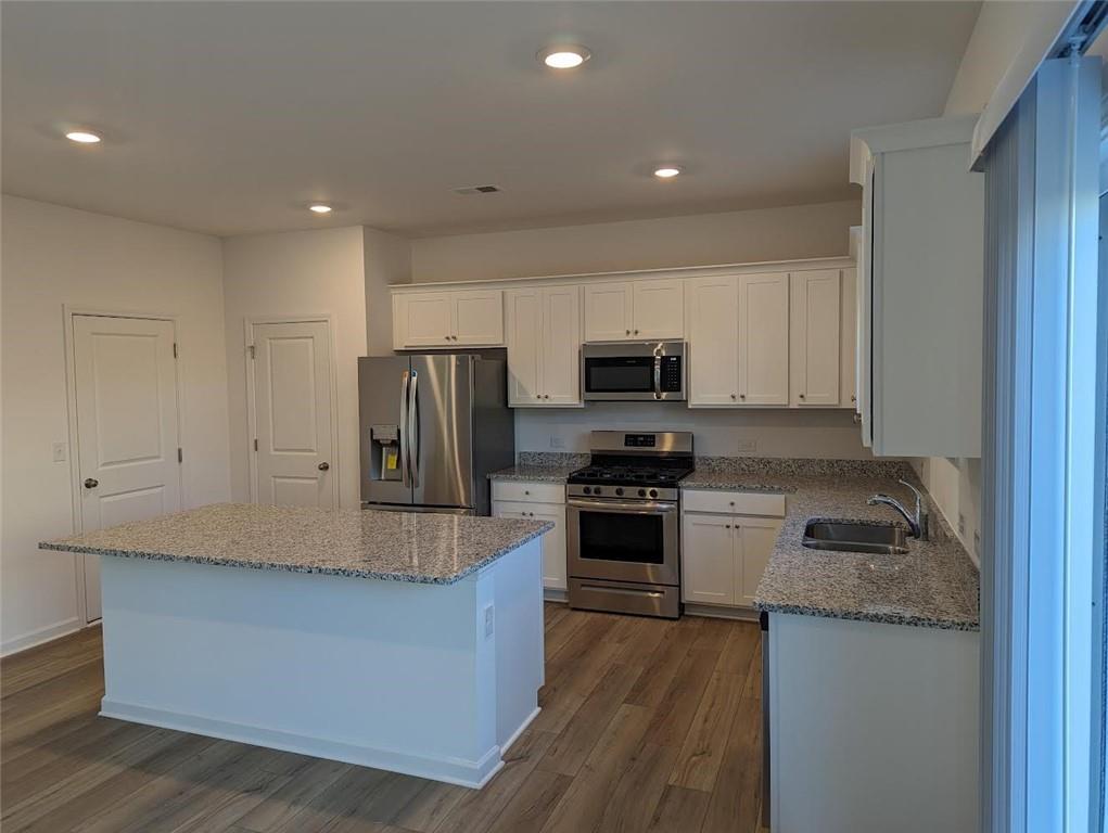 Primary Photo - 768 Gelderland Dr