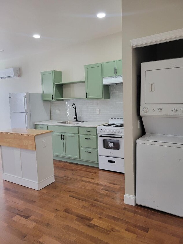 Foto principal - 3140 N Rosewood St