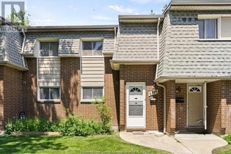 Building Photo - 6714 Rose-Ville Garden Dr