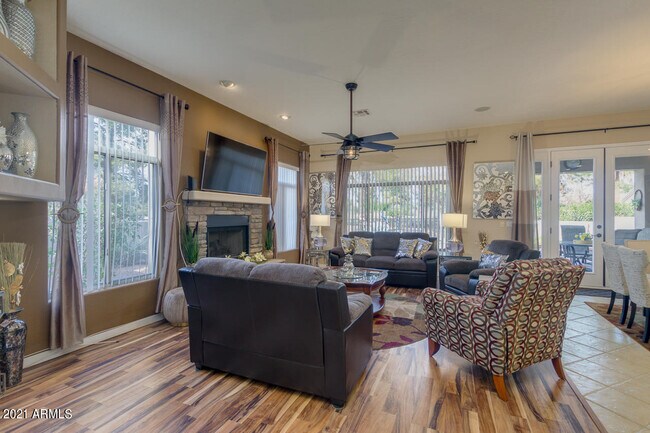 Foto del edificio - 3922 E Carson Rd