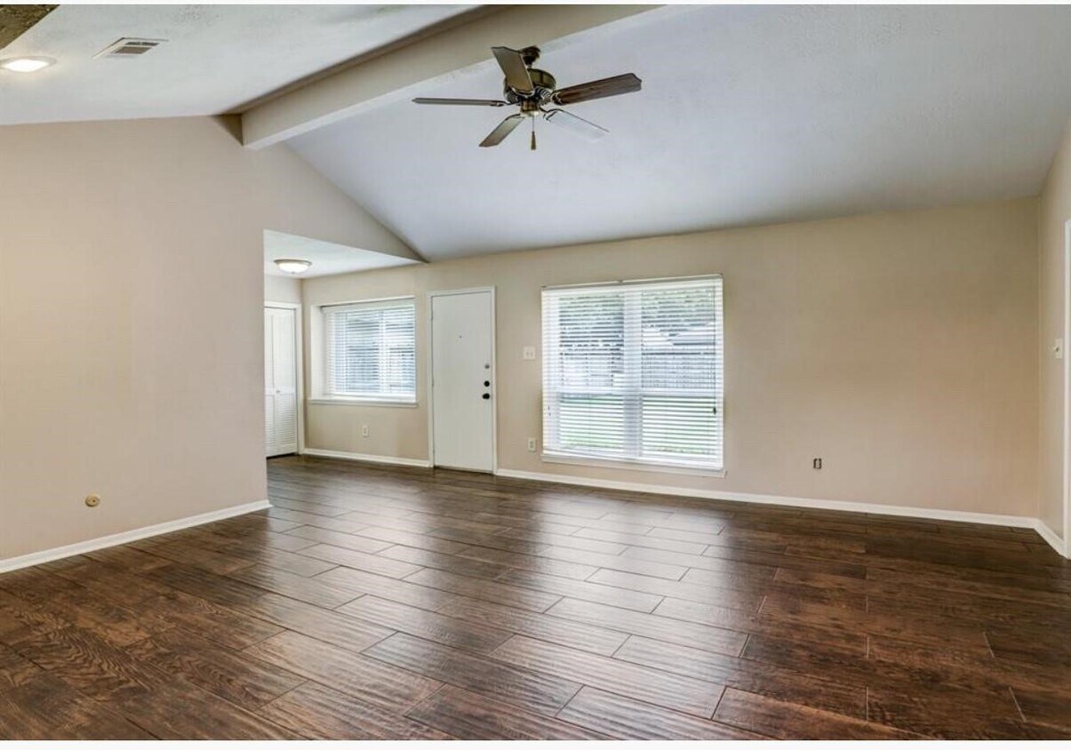 Primary Photo - 13822 Wickersham Ln