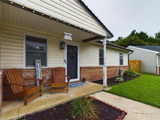 Foto del edificio - 3BD/2BA Ranch in Quiet Cul-de-sac Attached Garage!  Fully Fenced Large Backyard!