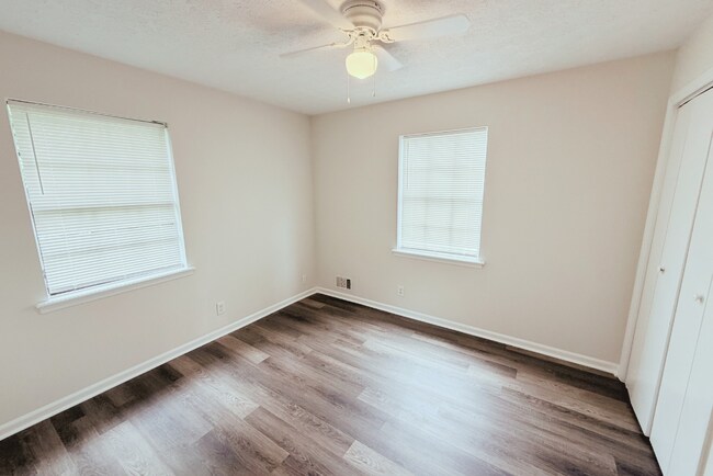 Foto del edificio - 3131 Goode Rd