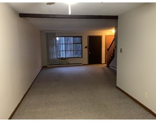 Foto principal - 130 Breckwood Cir