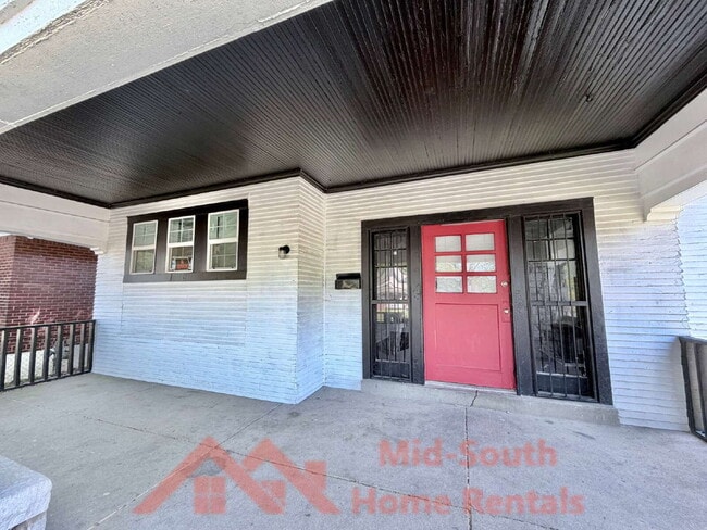 Building Photo - 1561 Foster Ave
