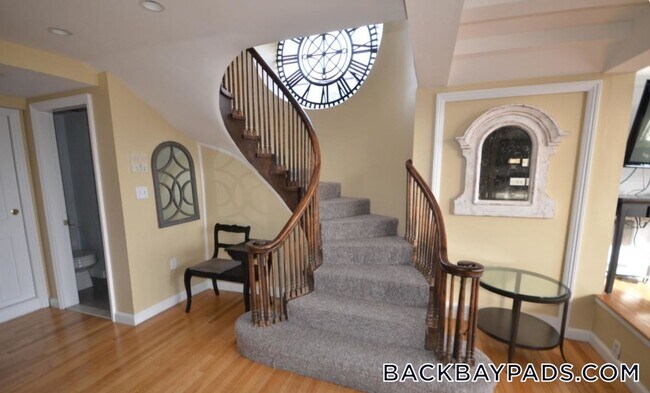 Foto del edificio - 113 Beacon St