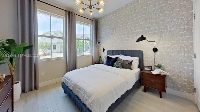 Building Photo - 17132 SW 2nd Cir