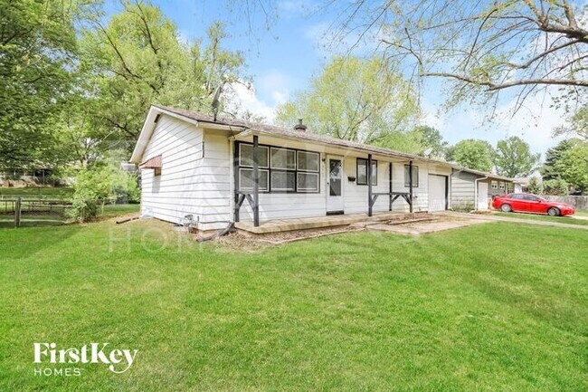 Foto del edificio - 8812 Manchester