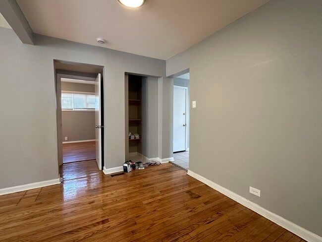 Photo - 1009 N Parkside Ave Apartment