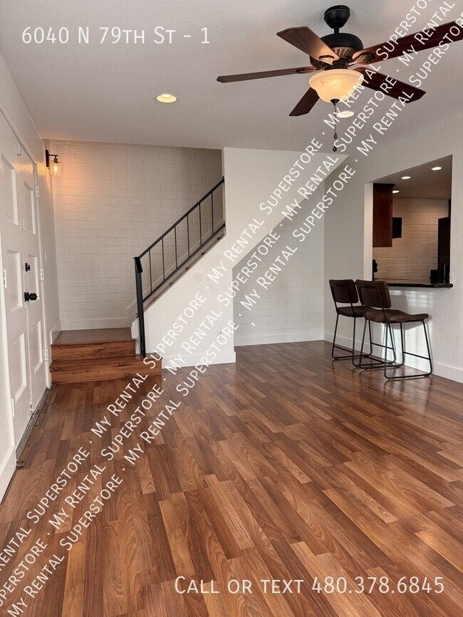 Foto del edificio - 6040 N 79th St